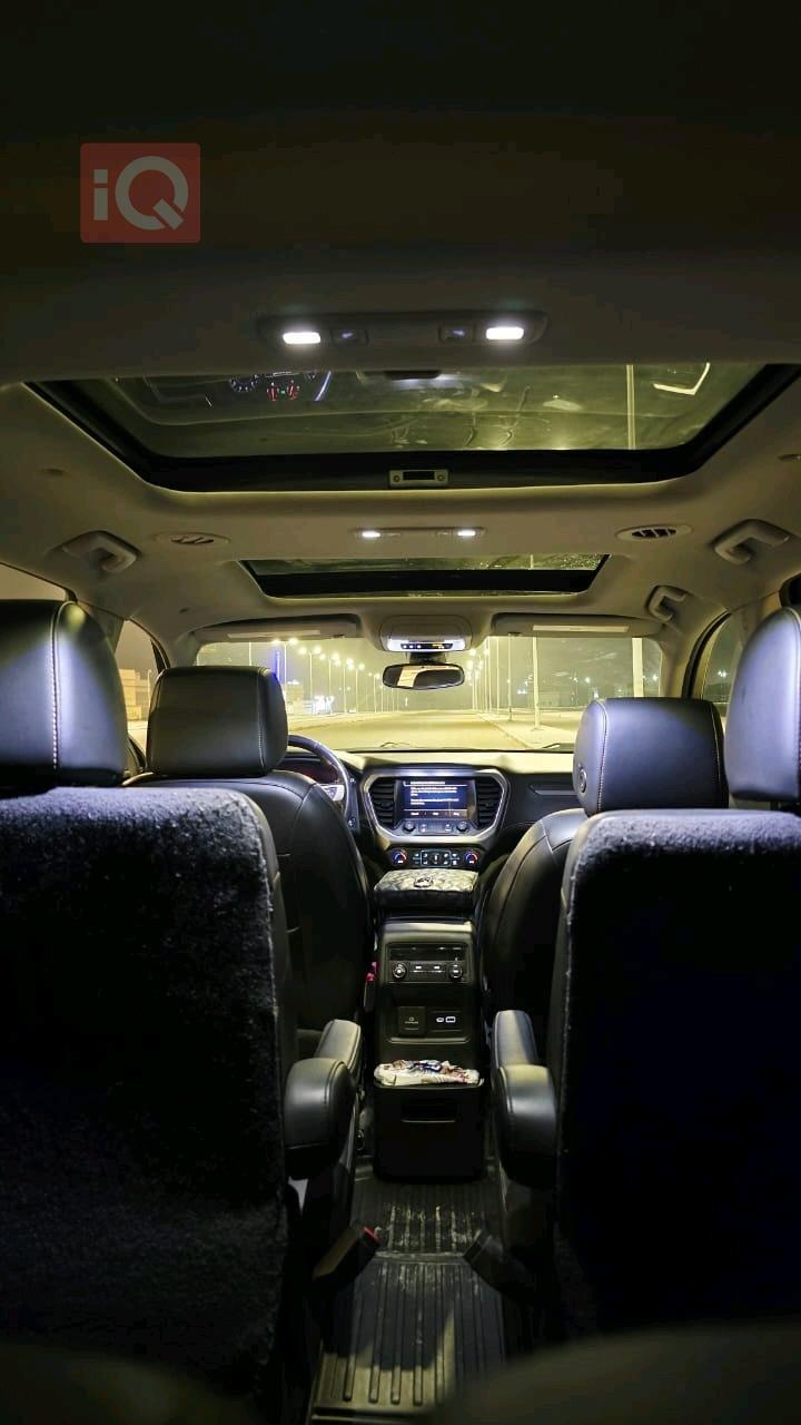 جي ام سي اكاديا